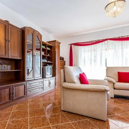 Holiday House Milan * Medulin